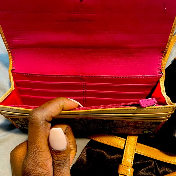 Coach signature tote and wallet - Picture 10 of 11